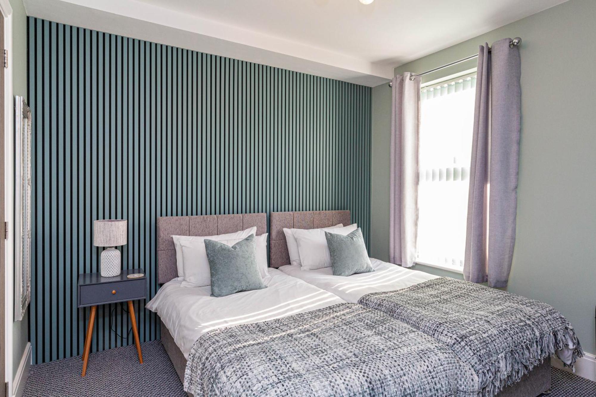Seafront Apartment - Sleeps 6 - Gateway To The Lake District - Brand New Morecambe Zewnętrze zdjęcie
