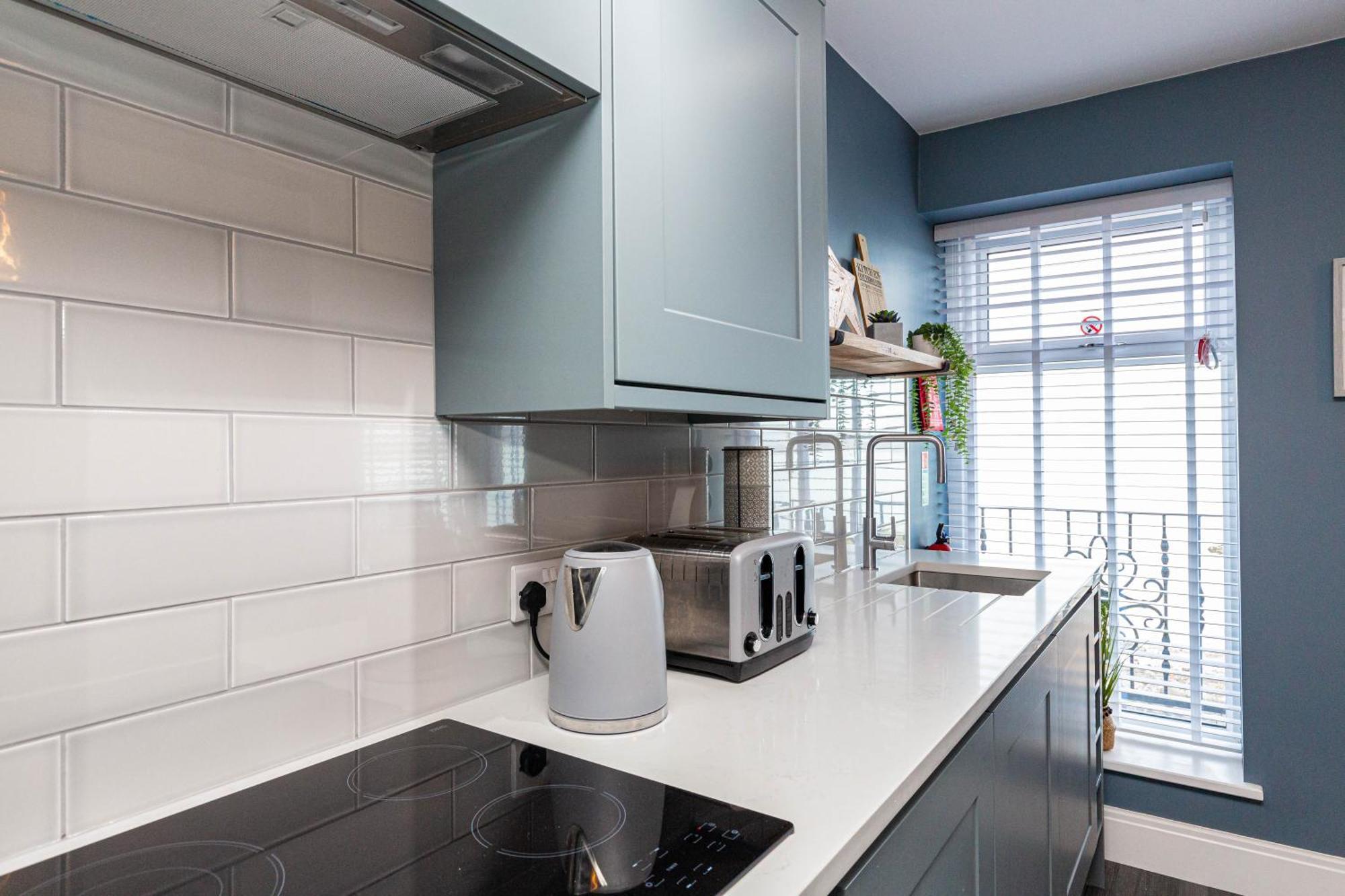 Seafront Apartment - Sleeps 6 - Gateway To The Lake District - Brand New Morecambe Zewnętrze zdjęcie